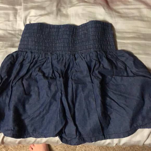 Skirt - Picture 1 of 2